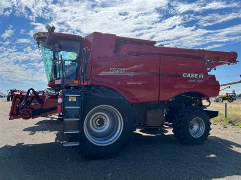 case ih  combines class   sale tractor zoom