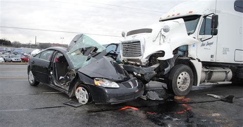 What Steps Should You Take If You Re Involved In A Truck Accident