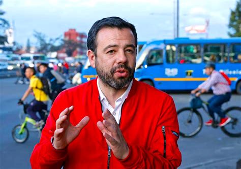 Frente Al Metro Ni Un Paso Atr S Alcalde De Bogot Carlos Fernando