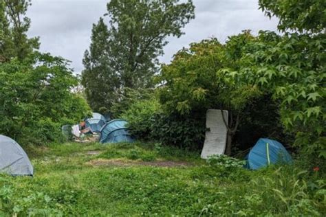 Squat Bordeaux Un Homme Tu D Un Coup De Pioche Lors D Une Rixe Sur