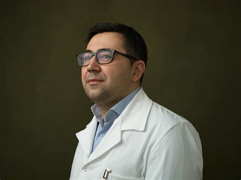 Biography Dr Srdjan Markovi