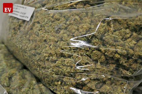 Ein Kilo Marihuana Ber Grenze Geschmuggelt