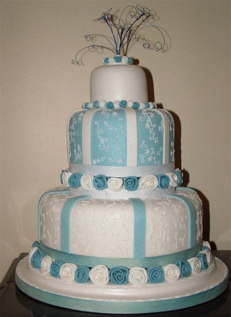 Elegant Blue Wedding Cakes With Simple Ideas