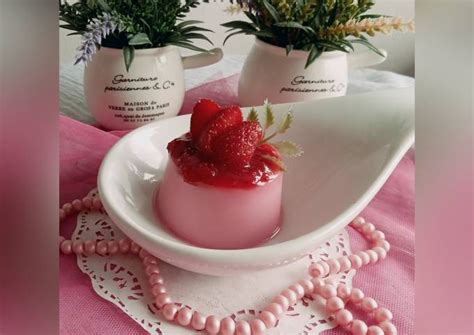 Resep Pudding Susu Strawberry Oleh 𝙺𝚊𝚛𝚝𝚒𝚔𝚊 𝚆𝚞𝚕𝚊𝚗𝚍𝚊𝚛𝚒 Cookpad