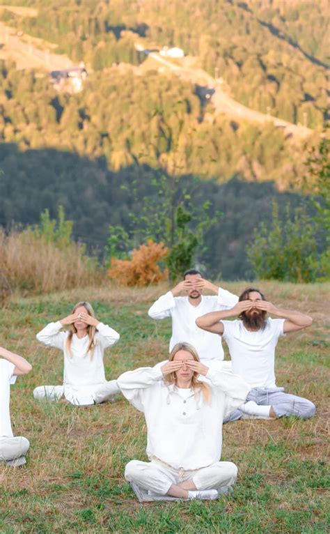 Advanced Kriya Yoga Techniques: Jyoti Mudra, Maha Mudra, Khechari Mudra, Paravastha and Guru ...