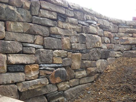 10 Diy Stacked Stone Wall Decoomo
