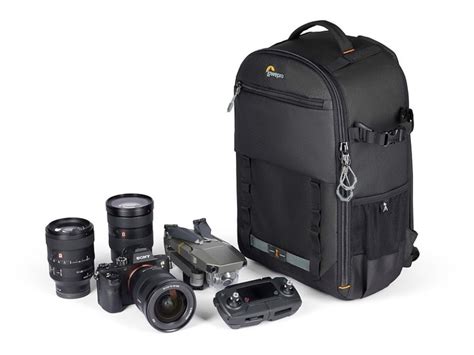 Lowepro Adventura BP 300 III černá CEWE Fotolab