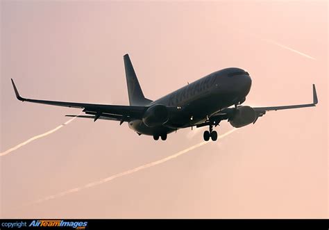 Boeing 737 8AS Ryanair EI DLZ AirTeamImages