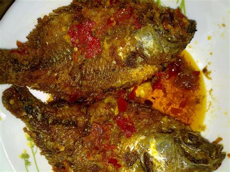 Penambat Kasih Ikan Talapia Goreng Berlada