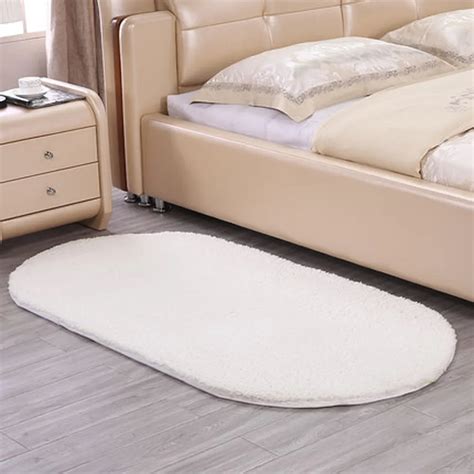 High Quality Cashmere White Oval Carpet Bedside Blanket Pad High