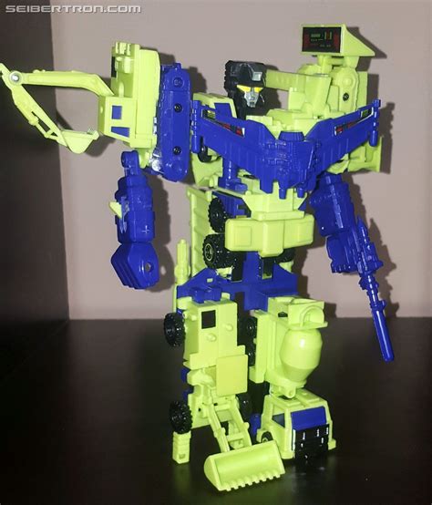 Pictorial Review for 2018 Transformers G1 Devastator Reissue