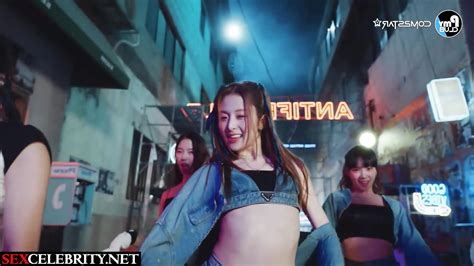 Sexy korean babes LE SSERAFIM dancing so hot pmv 르세라핌 딥 페이크 비디오 SexCelebrity