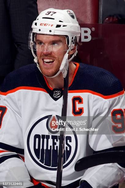 Connor Mcdavid Headshot Photos and Premium High Res Pictures - Getty Images