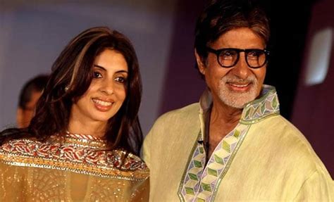 Amitabh Bachchan Daughter Photos : While elder amitabh is the leader ...