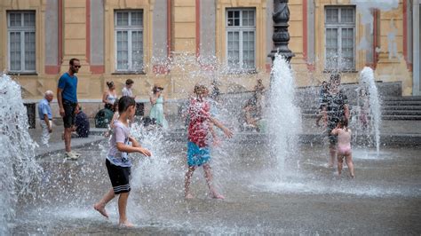 Meteo Domani E Venerd Bollino Giallo Per Il Caldo A Genova Dal Fine