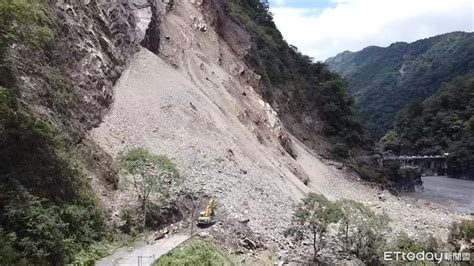 武界投83線山崩路斷 林明溱：儘速搶通、爭取經費蓋明隧道 Ettoday地方新聞 Ettoday新聞雲