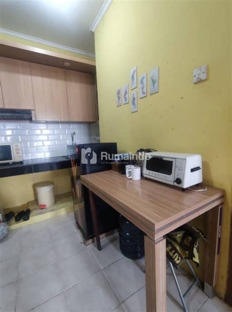 Rumaindo Apartemen Mediterania Gajah Mada Bedroom Furnished Lantai