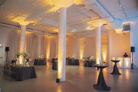 Gold and grey wedding reception | Chez | Chicago Wedding Venue