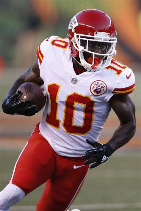 Top 999 Tyreek Hill Wallpaper Full HD 4K Free To Use