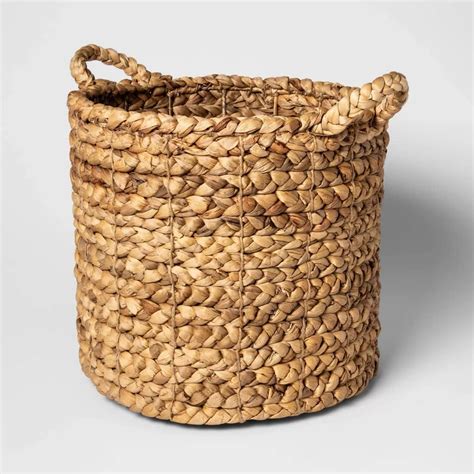Woven Baskets for Storage - Chic Inexpensive Storage Ideas