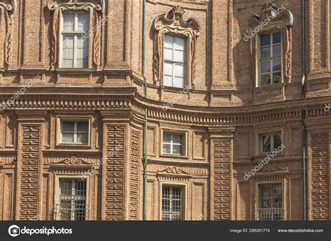 Fachada del Palacio Carignano de Turín Foto de stock rparys 288261774