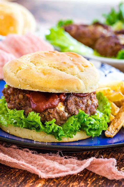 Stuffed Blue Cheese Burgers Cupcakes And Kale Chips