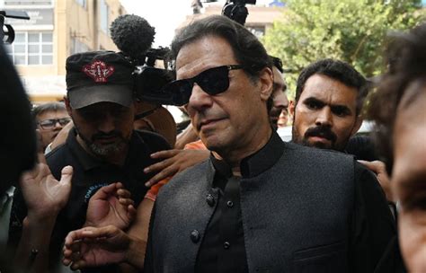 توشہ خانہ کیس نیب نے عمران خان کو کل طلب کرلیا