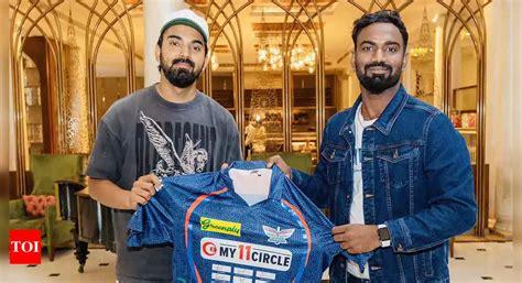 Watch KL Rahul Meets Hardcore LSG Fan Cricket News Times Of India