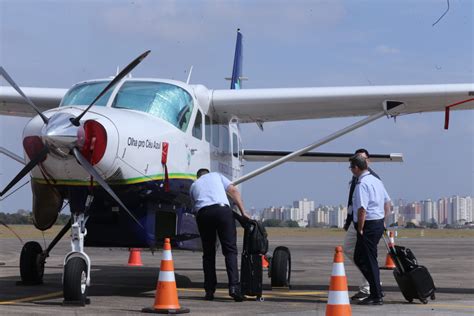 Aeroporto de São José pode voltar a receber voos de passageiros Life