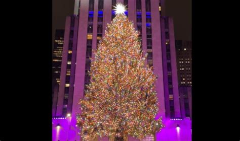 Nueva York se ilumina el árbol de navidad del Rockefeller Center