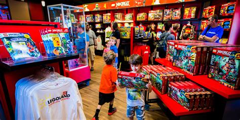 Wus Warehouse Shopping At Legoland Florida Resort