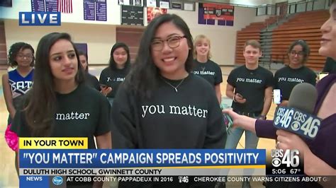 Cbs S Rebekka Schramm Talks With Students At Duluth High School About