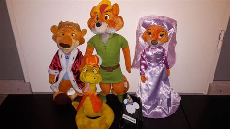 Robin Hood Plush Disney Store by 101sanneferdi on DeviantArt