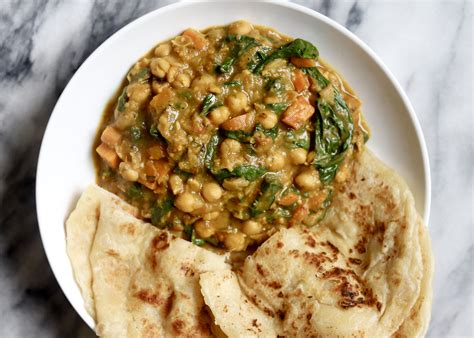 Curried Channa and Roti - Travelandmunchies