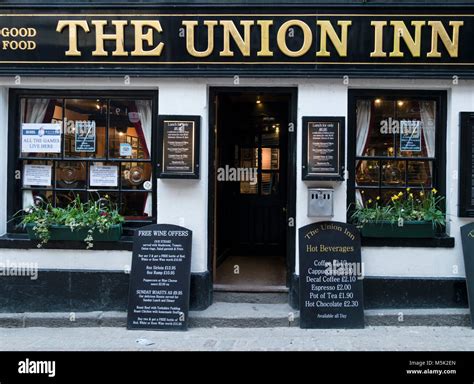 The Union Inn Traditional Old English Pub And Restaurant Fore Street