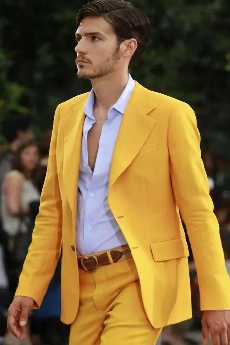 2017 Latest Coat Pant Designs Yellow Men Suit Summer Casual Suits Slim