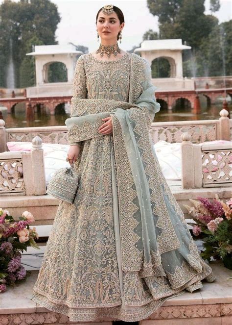 Pin By Princess On Hania Amir Pakistani Bridal Pakistani Bridal