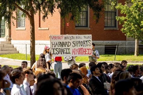 Gay Khurana Welcome Harvard College Class Of 2027 At Convocation