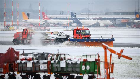 Schneechaos In M Nchen Mehrere Fl Ge Am Flughafen Hamburg Gestrichen