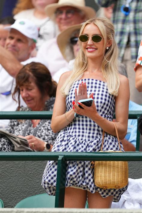 Wives and Girlfriends of Famous Athletes Are Defining a New ‘WAG’ Style