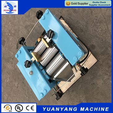 S Three Roller Triple Roll Grinding Mill For Pigment Paste Oil Paint