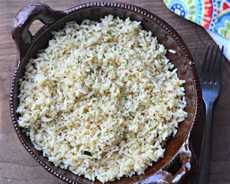 Easy and Delicious Rice Pilaf Recipe - My Latina Table