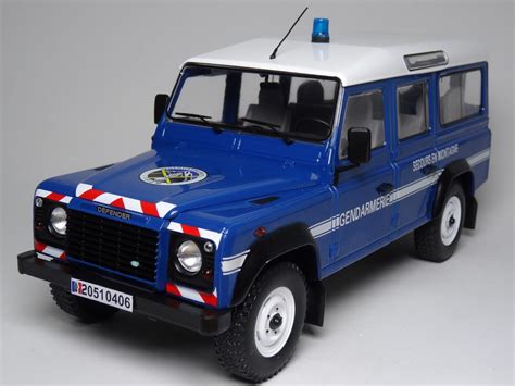 Land Rover Defender Gendarmerie