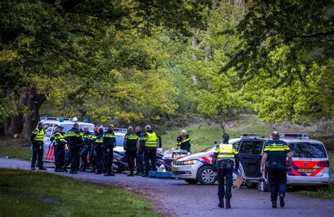 Herleen an deutsch niederländischer Grenze Zwei Erstochene entdeckt