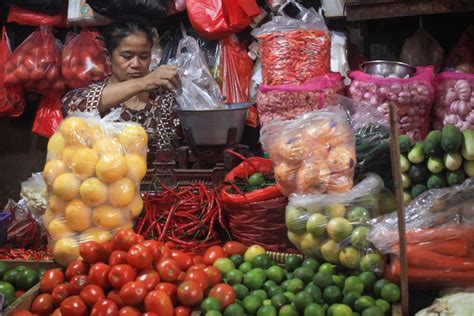 RI Alami Deflasi 4 Bulan Beruntun BPS Singgung Kondisi Krisis 1999 Dan