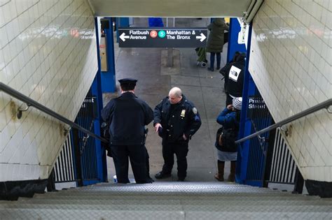 Nyc Straphanger Shoved Onto Brooklyn Subway Tracks By Stranger Nypd