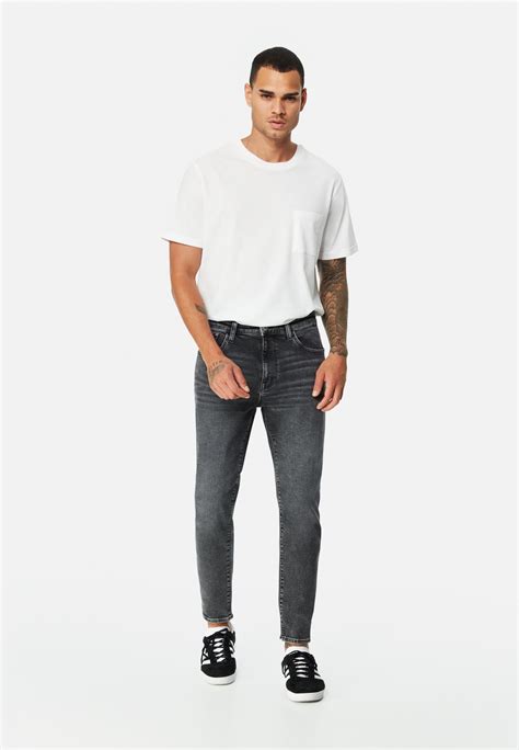 Blau Slim Tapered Mavi Jeans Eu