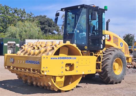 Hire A T Compaction Roller The Cat Cs B From Ashbrook