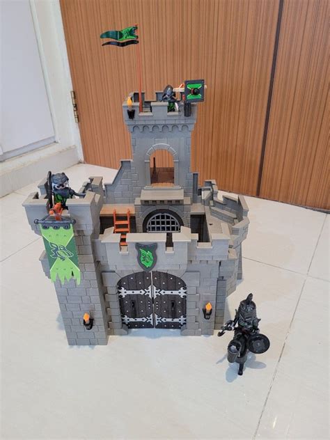 Playmobil Wolf Knight S Castle Hobbies Toys Toys Games On Carousell