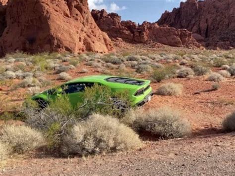 Misterio Encuentran Un Lamborghini Huracan Abandonado En El Desierto